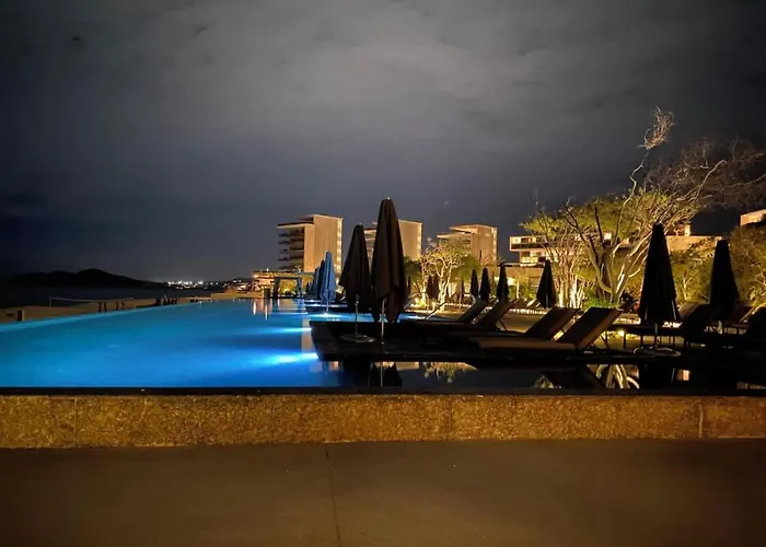 2bd Oceanfront Presidential Solaz Cabo Villa *